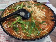 -肥汁米蘭香港米线(定西路店)