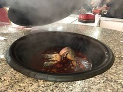 香辣灶台鱼-官厅老勾渔馆(温泉店)