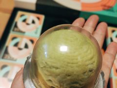 流心金沙川黄酥-爱达乐面包生日蛋糕(华油路店)