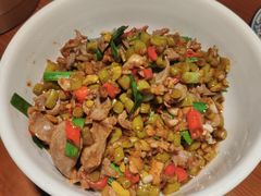 酸豆角鸡杂-钟掌勺忘不了地道湘菜(新天地假日广场店)