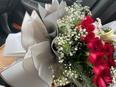 -沪花拾者(好再来花卉鲜花店)