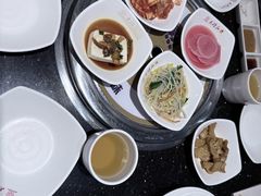 -木槿花韩式炭烤·熟成肉工坊(孙文东路店)