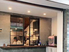 -Double cafe