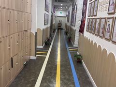 -缤纷鸟美术书法(汉神购物广场校区)