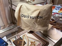 -LV路易威登(德基广场店)