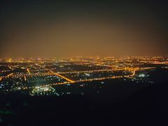 -鬼笑石后山停车场