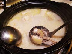 竹笙王猪肚鸡-顺德公广东猪肚鸡·煲仔饭(白石洲店)