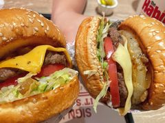 -The Habit Burger Grill 哈比特汉堡(复兴soho店)