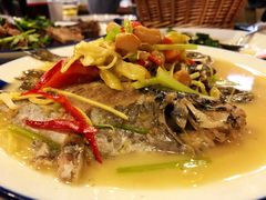 酸菜煮泥猛魚-肉神潮汕卤鹅