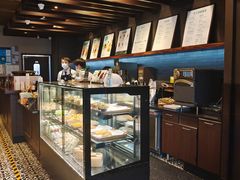 面包甜点陈列柜-星巴克(北新泾店)