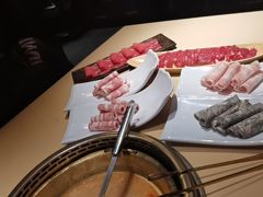 -余欢领鲜火锅(新街口店)