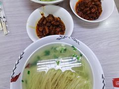 特色辣肉面-大富贵(临沂店)