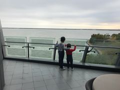 -上海滴水湖皇冠假日酒店