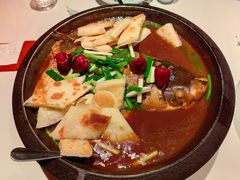 宝轩招牌鱼头泡饼-宝轩渔府·老字号海鲜·正宗津菜(水上店)