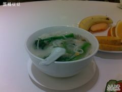 船夫鱼汤米线~哈鲜美-海逸海鲜酒家(古北店)