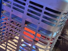 -BHC炸鸡(明洞总店)