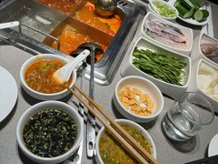 -海底捞火锅(宝龙广场夜宵主题店)