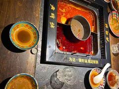 -老牌坊云南鱼豆花火锅(哈西万达店)