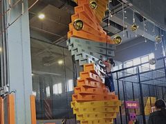 -嗨翻Hi-Fun竞技主题乐园·蹦床亲子生日轰趴(国光1937店)