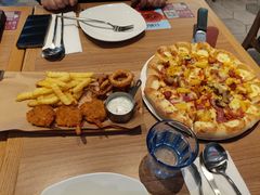 必胜硬核肉多多比萨-必胜客(广渠路店)