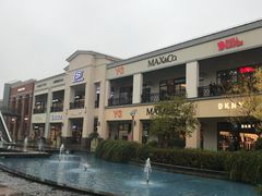-NIKE上海青浦换季优惠店