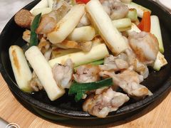 姜葱啫啫牛蛙-香港百合居(LCM置汇旭辉广场店)