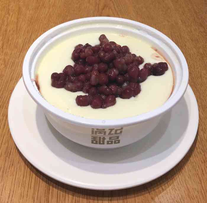 满记甜品(岭南新天地店)-"可能是冬天,菜牌上的东东没有夏天的时候多.