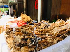 -芦茨金富饭庄·25年老字号·专做稻草鸡