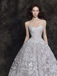-Renee芮亦婚纱