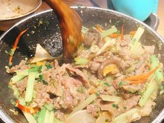 猫儿山的小黄牛-吃饭皇帝大(解放西路店)
