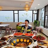 瞬间被治愈！特色小龙虾、柴火鸡，每次都吃到光盘