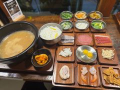 -银米·云南传统过桥米线(双廊黑金冠店)