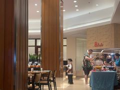 -亚龙湾希尔顿自助餐厅·海鲜·烧烤·沙滩BBQ·现场乐队
