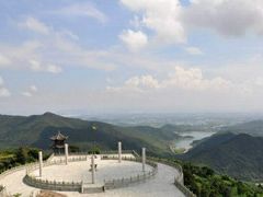 -达蓬山旅游度假区