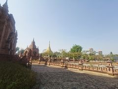 -一寨两国风景区