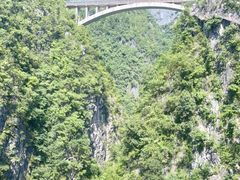 -中国黔江城市大峡谷