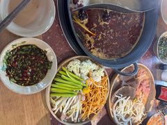 -赵美丽·重庆社区火锅·直营店(火车东站·中豪国际店)