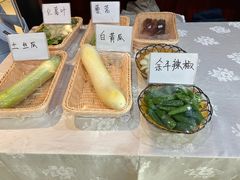 -鄱阳湖·江西小炒·瓦罐煨汤(五道口店)