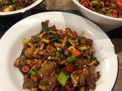 -建辉湖南土菜馆(南大街店)