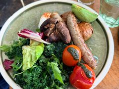 牛肉肠经典早午餐-O'mills Sourdough Bakery&Bistro(永嘉路店)