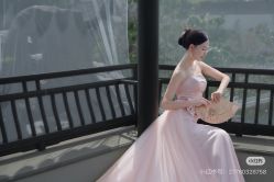 -喜爱高定婚纱摄影
