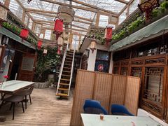 -丽江庭院·云南野生菌·海鲜火锅(鼓楼四合院店)