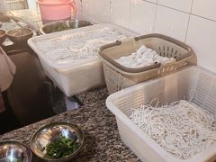 -正宗杨记普洱酸醋米线(总店)