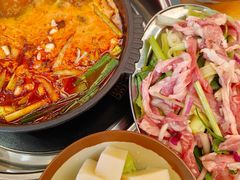 -黔三一夺夺粉酸汤火锅(百信店)