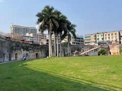 -石炮台公园