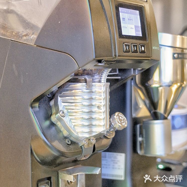 一人食|成都新店|好久没有喝过这么夹生的咖啡豆了,醉了。