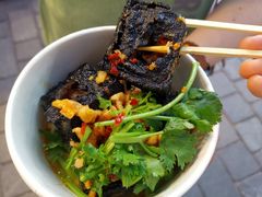 -黑色经典臭豆腐·湖南特产(坡子街店)