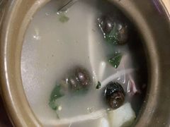 -正宗南铁拉叔沙煲螺·烧烤·秘制靓粥(南铁总店)