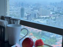 -怡豪大饭店·49楼旋转自助餐厅