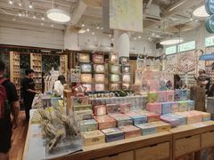 -猫的天空之城概念书店(杭州南宋御街店)